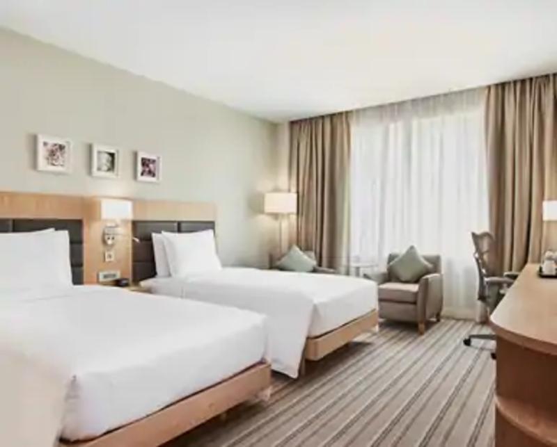 Hotel Hilton Garden Dubai, Mall Avenue