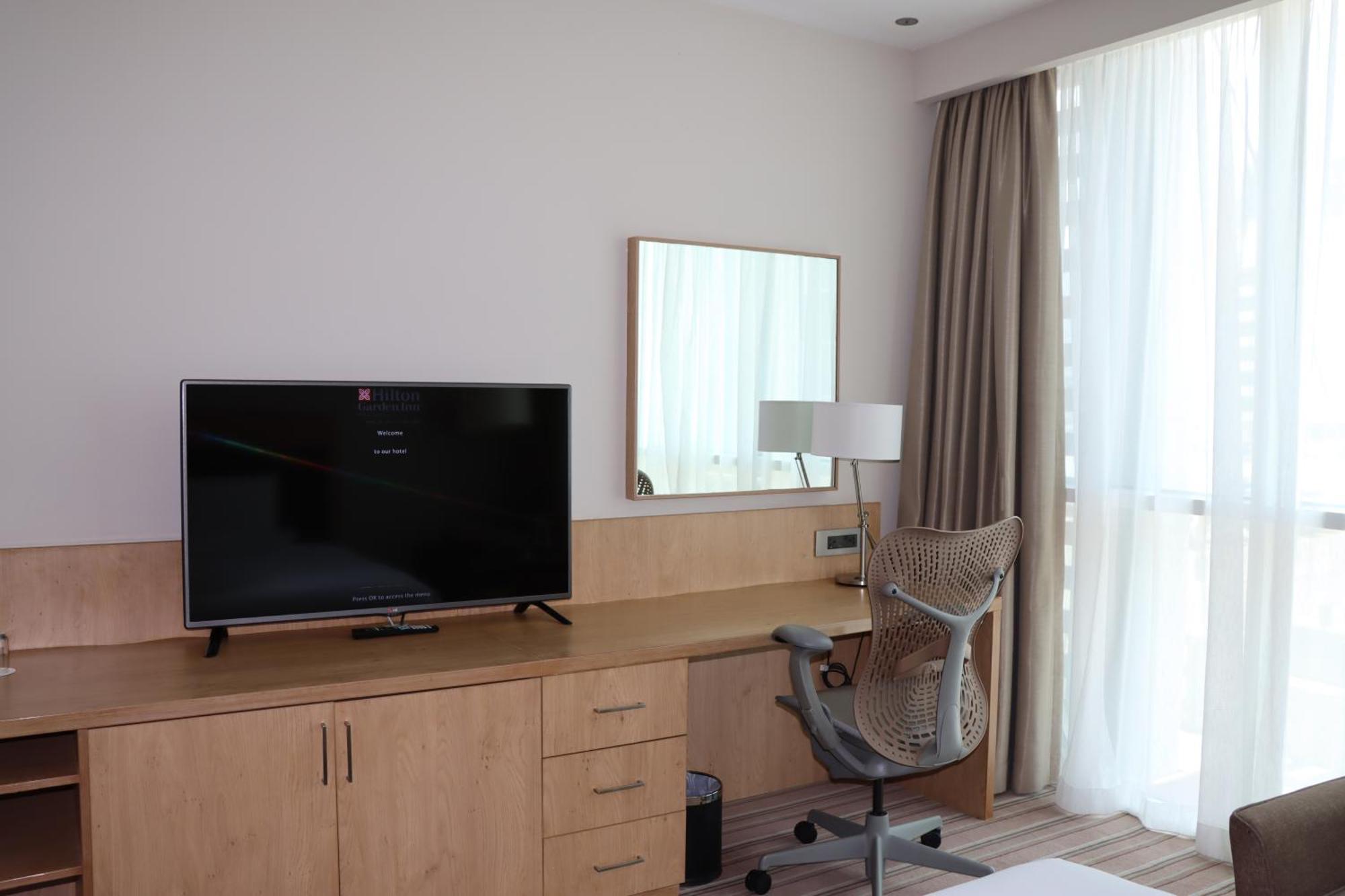 Hotel Hilton Garden Dubai, Mall Avenue Dubai